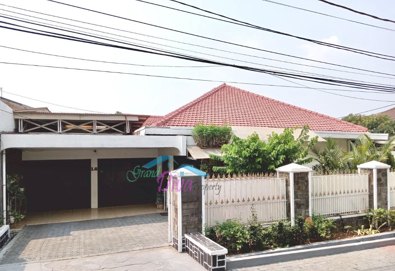 RUMAH DI KOMPLEK TNI AU WARINGIN PERMAI JAKARTA TIMUR