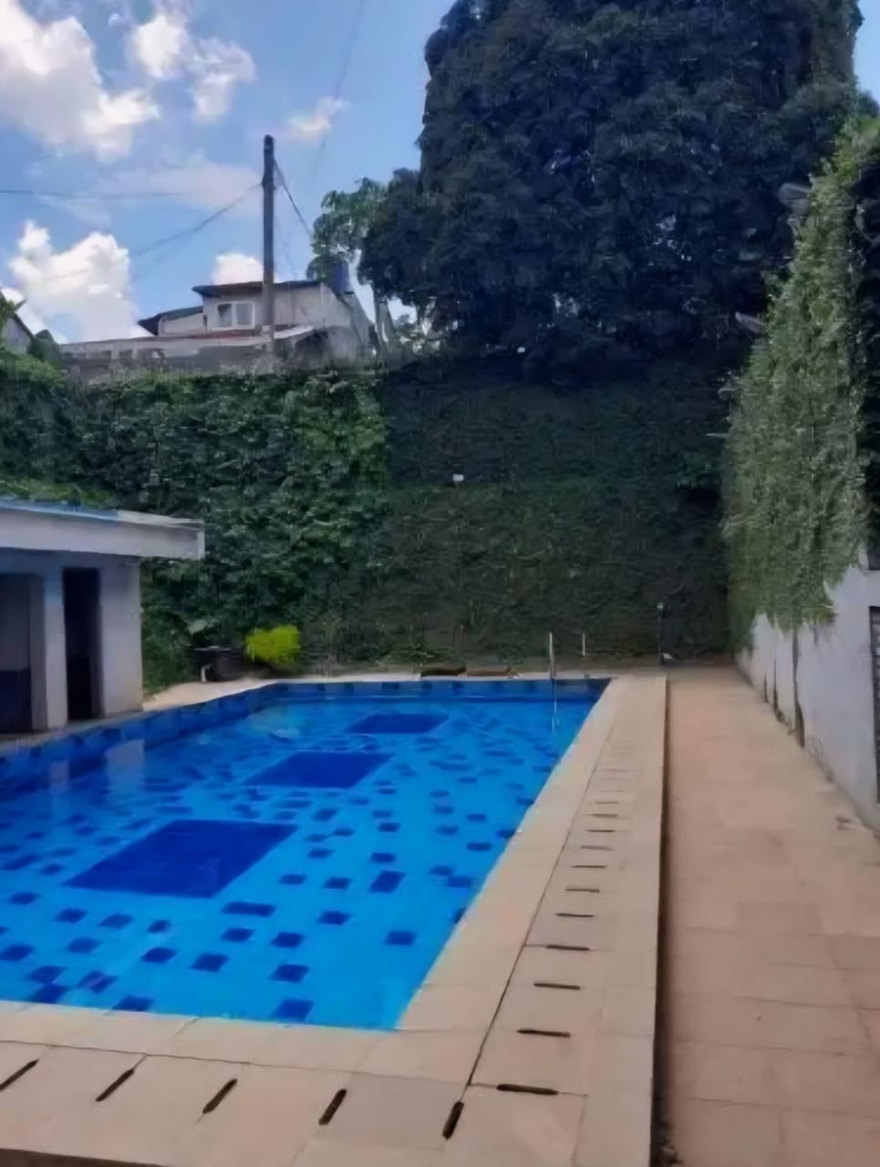 Dijual Rumah Komplek Bagus Strategis Diwilayah Cinere, Depok