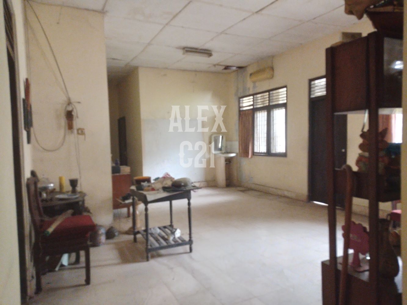 Dijual rumah hitung tanah saja BU Pondok Pinang,Kebayoran Lama