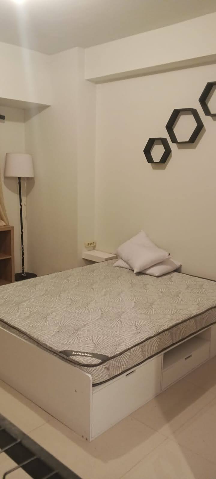 Sewa Apartement CORNELL Lantai 18 Full Furnish Surabaya