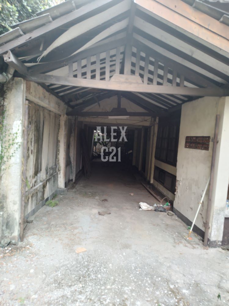 Dijual rumah hitung tanah saja BU Pondok Pinang,Kebayoran Lama