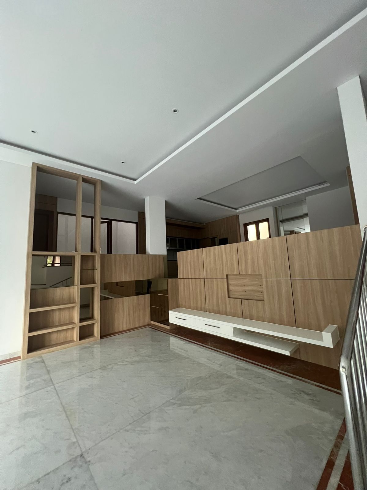 Dijual Rumah Taman Villa Meruya, Meruya Selatan, Jakarta Barat