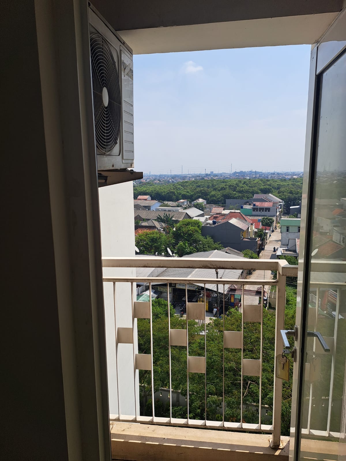 Dijual/Disewa apartemen The Springlake Summarecon Bekasi