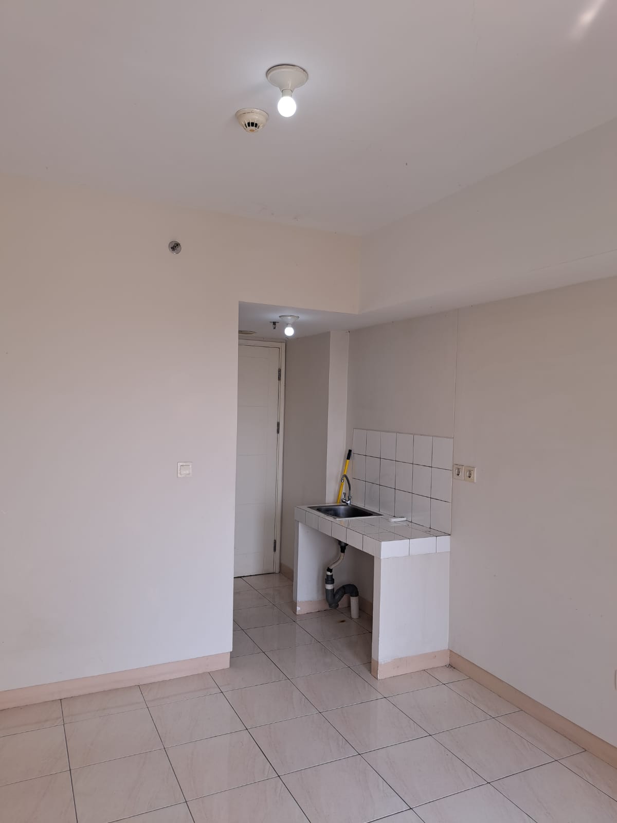 Dijual/Disewa apartemen The Springlake Summarecon Bekasi