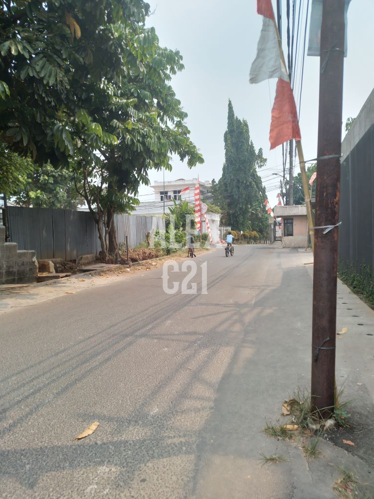 Dijual rumah hitung tanah saja BU Pondok Pinang,Kebayoran Lama