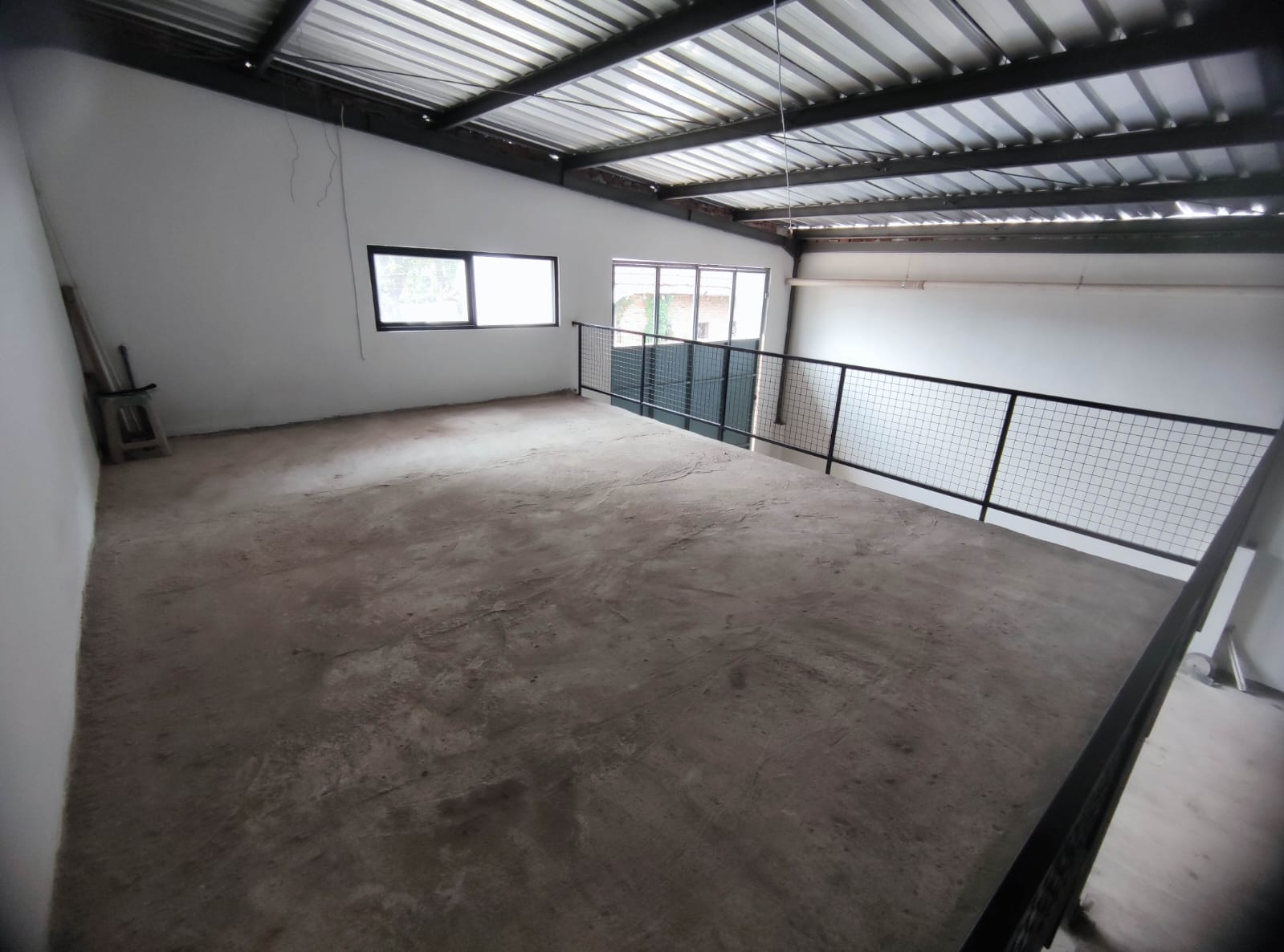 Disewa gudang gandeng 2unit lokasi Harapan Indah 1