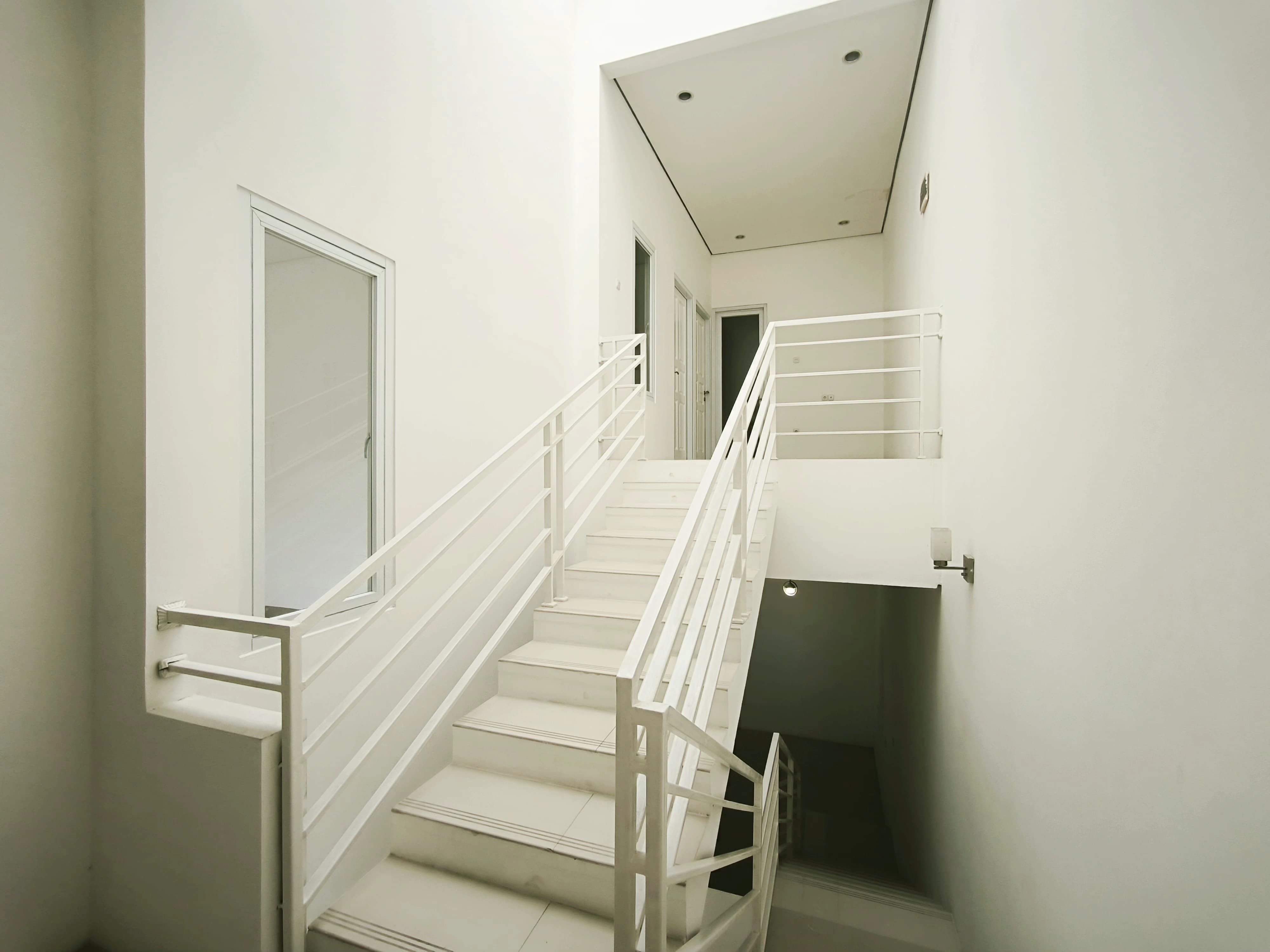 Dijual rumah minimalis siaphuni di Perumahan Imperial Gading