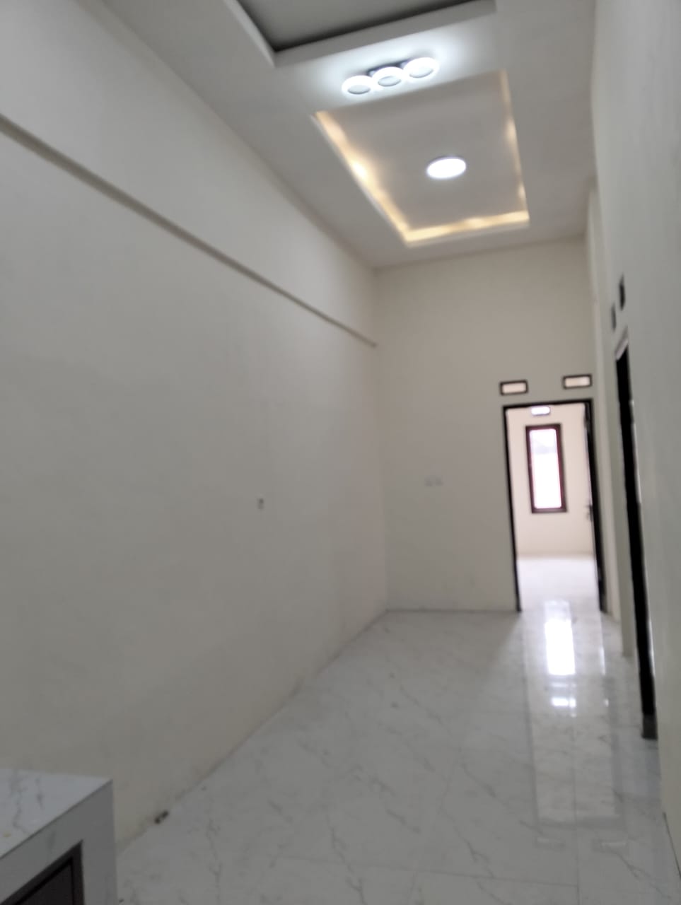 Dijual rumah siaphuni harga murah di Harapan Indah 1