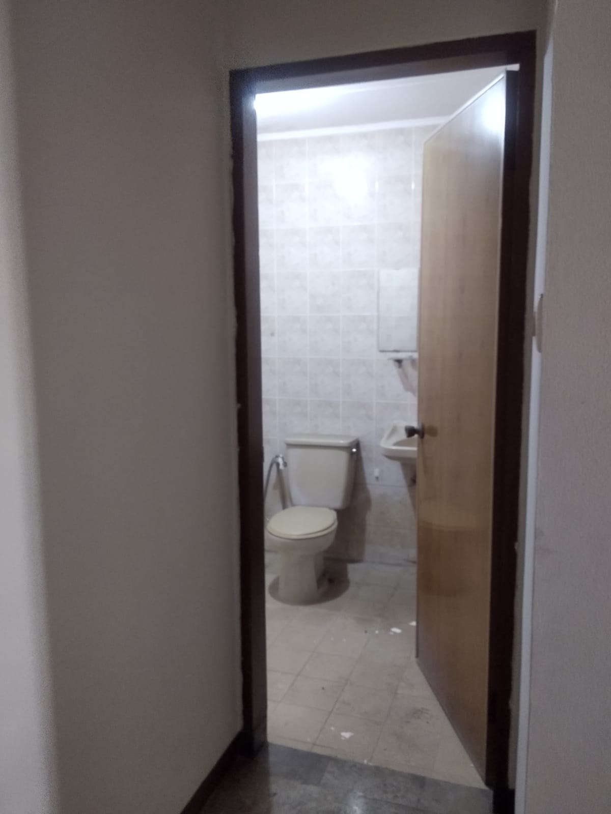 Dijual Rumah di Taman Kedoya Baru, Jakarta Barat