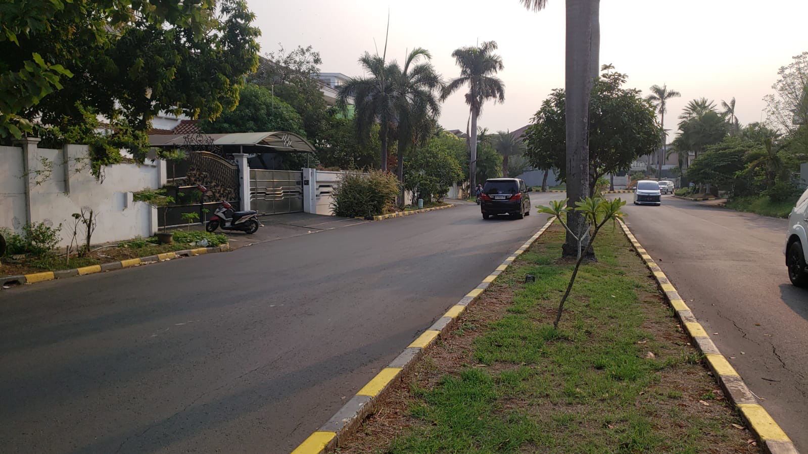 Dijual Rumah di Taman Kebon Jeruk, Srengseng, Jakarta Barat