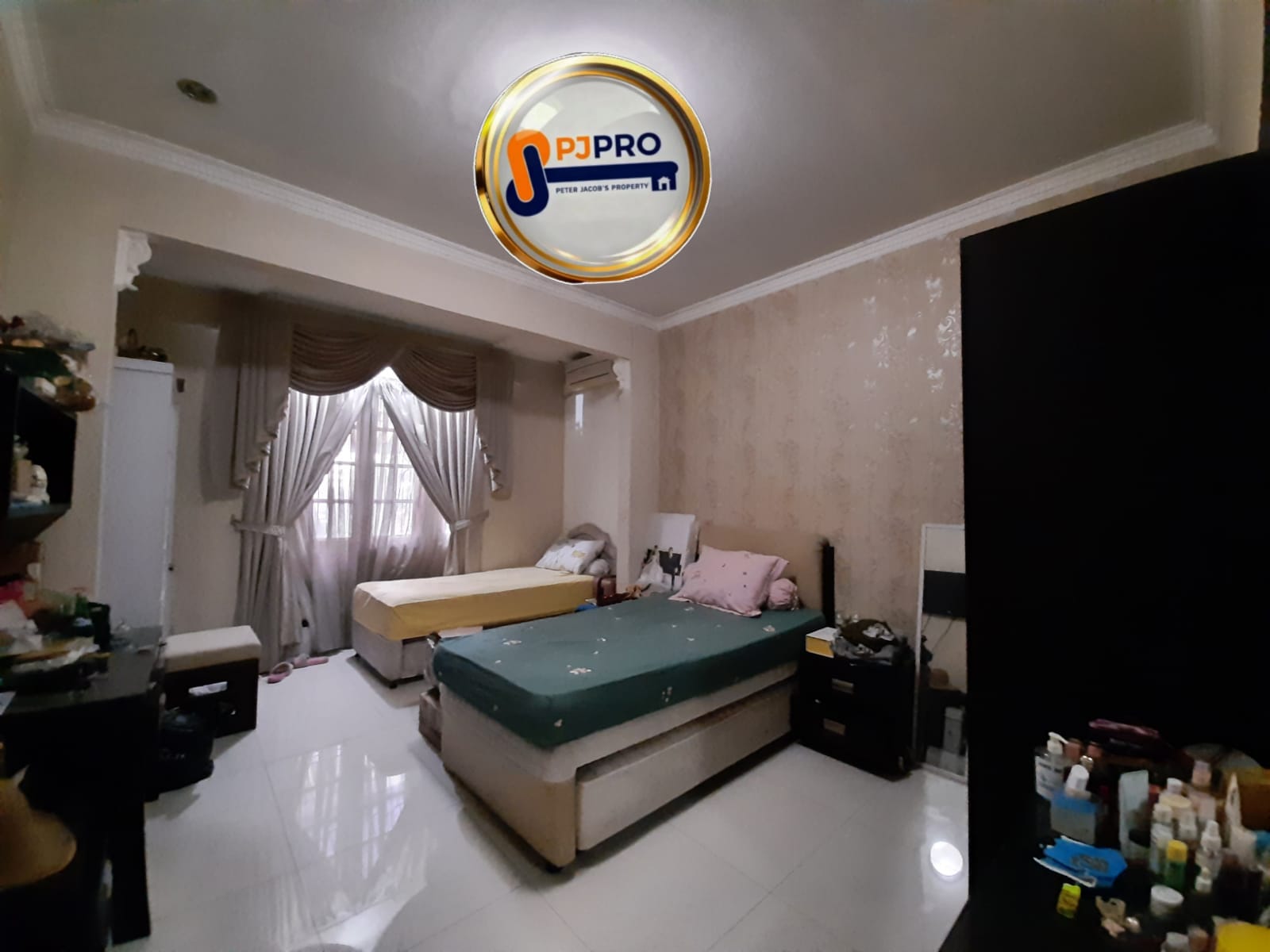 Dijual Cepat Rumah Mewah dan Luas di Condet Batu Ampar