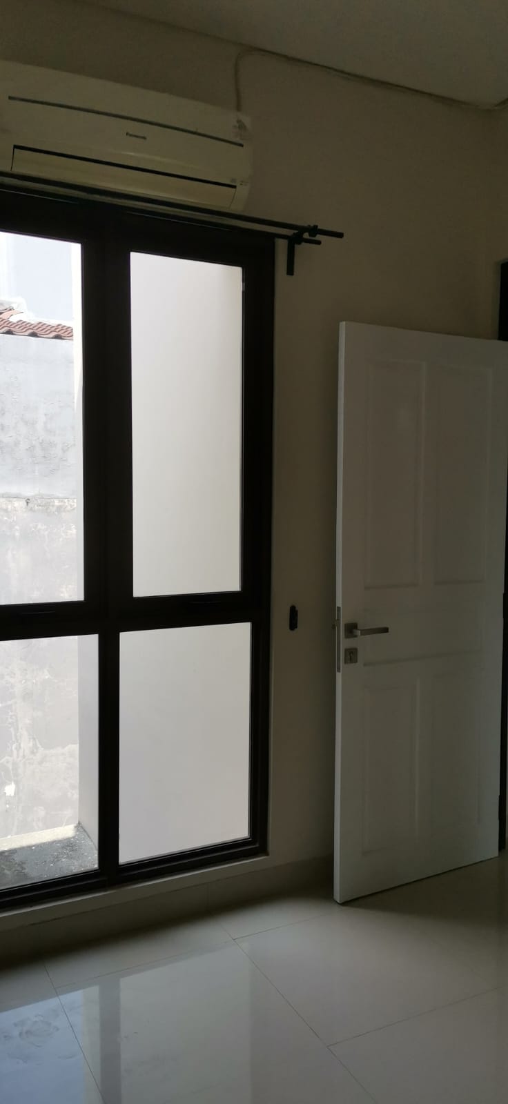 Jual rumah di The Eminent BSD Cluster Prestigia, Pagedangan