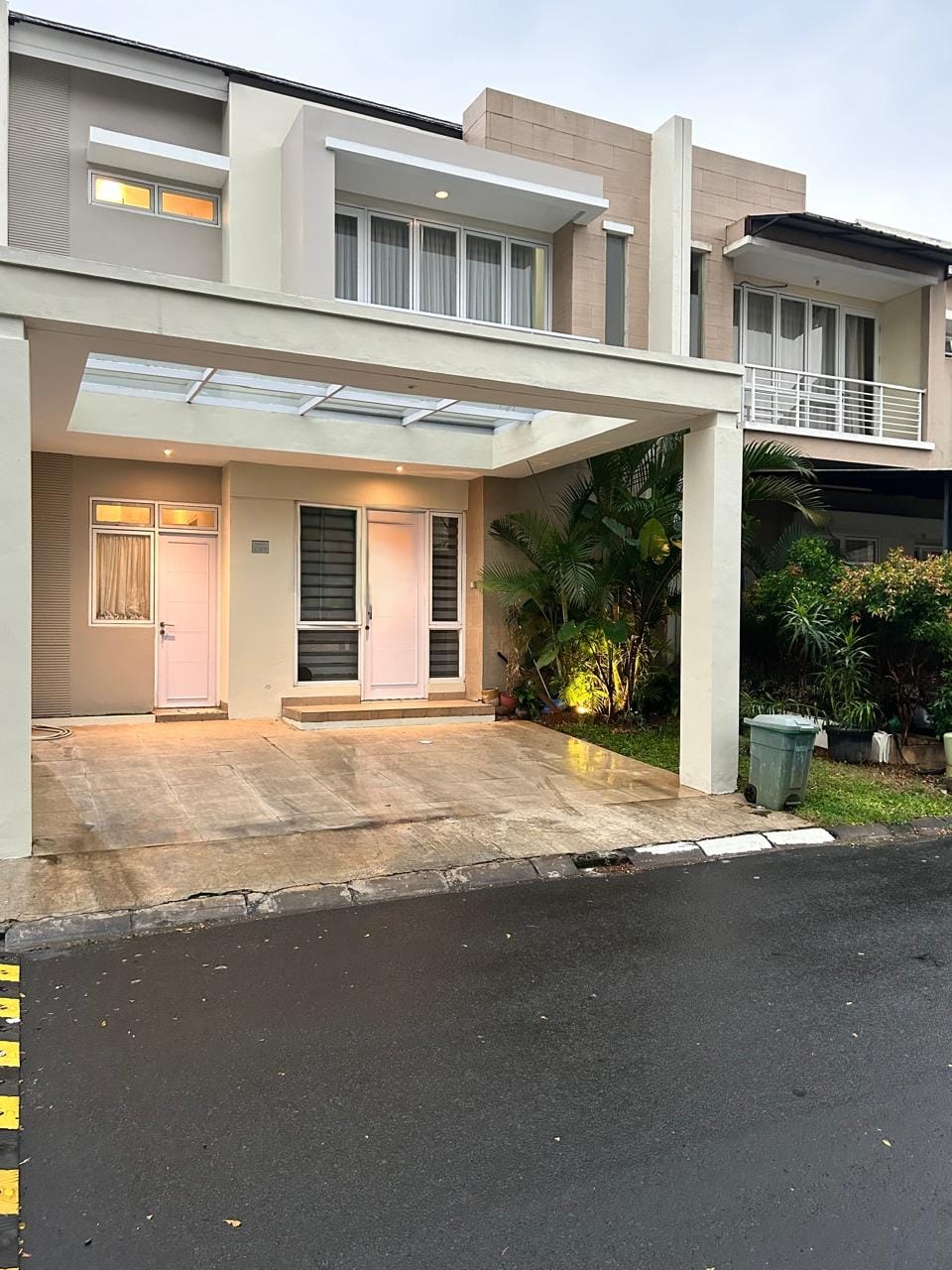 Jual Rumah modern di Paradise Resort City, Ciputat, TangSel