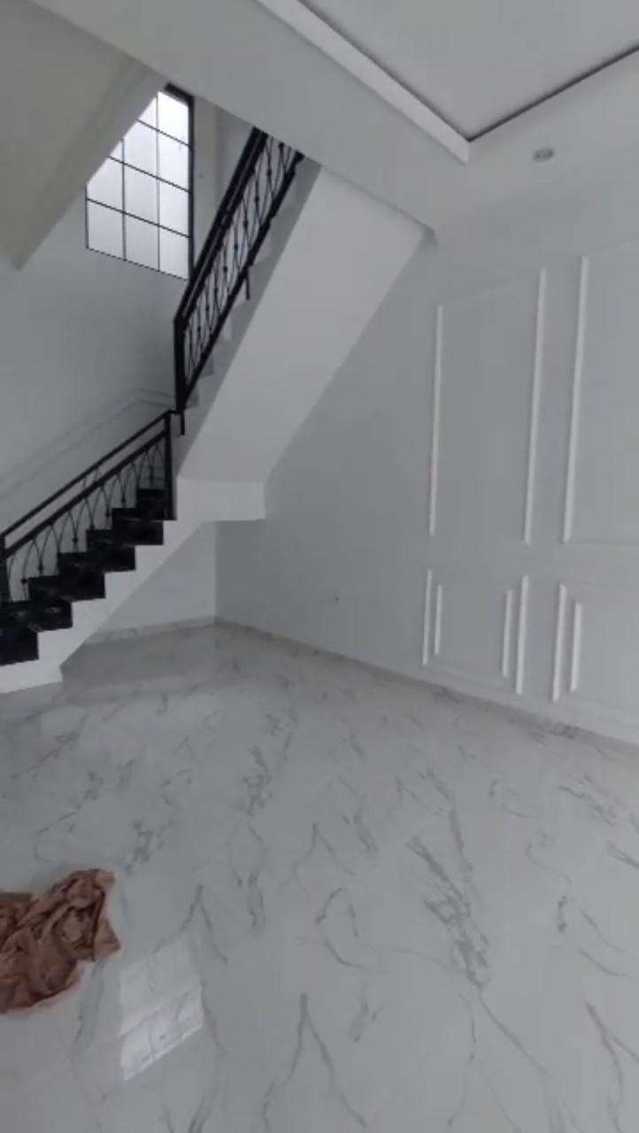 Jual Rumah bangunan baru dan strategis di Mangga 2, Cibubur VIII