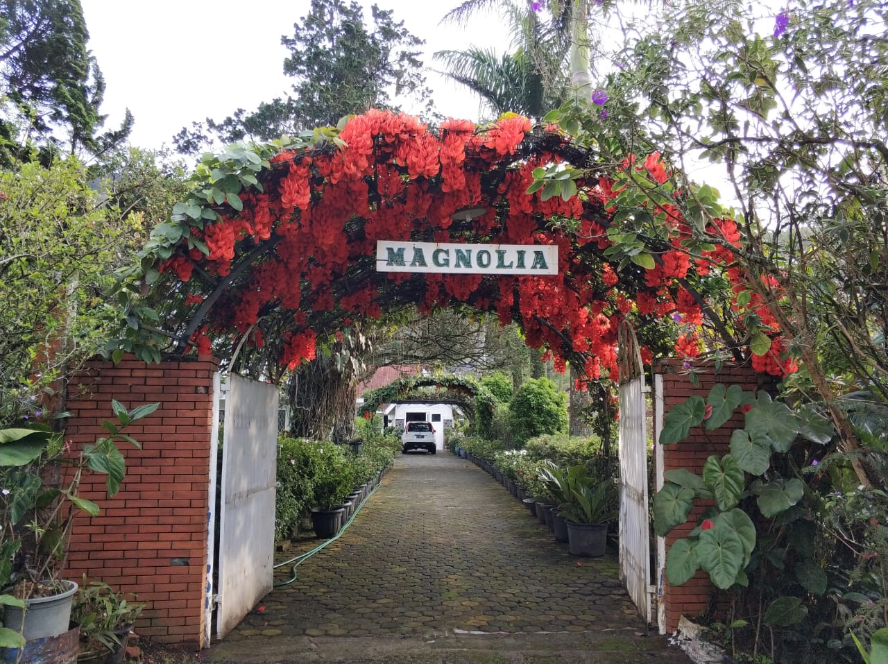 Dijual Villa di Jalan Ciloto, Cipanas,Cianjur,Puncak,Jawa Barat