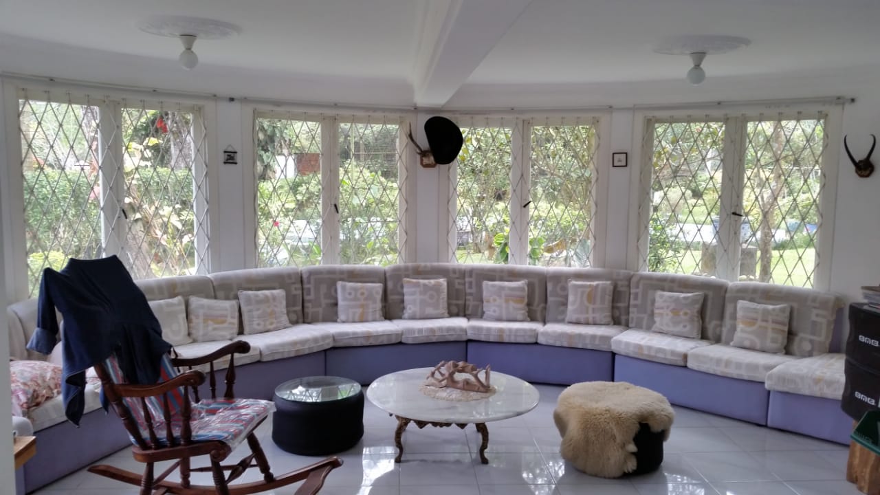 Dijual Villa di Jalan Ciloto, Cipanas,Cianjur,Puncak,Jawa Barat