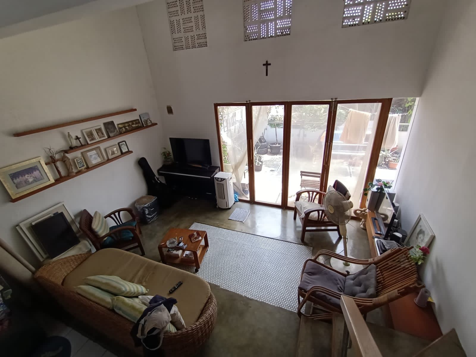 Jual rumah siap huni dan strategis di Kalibaru Timur V, Senen