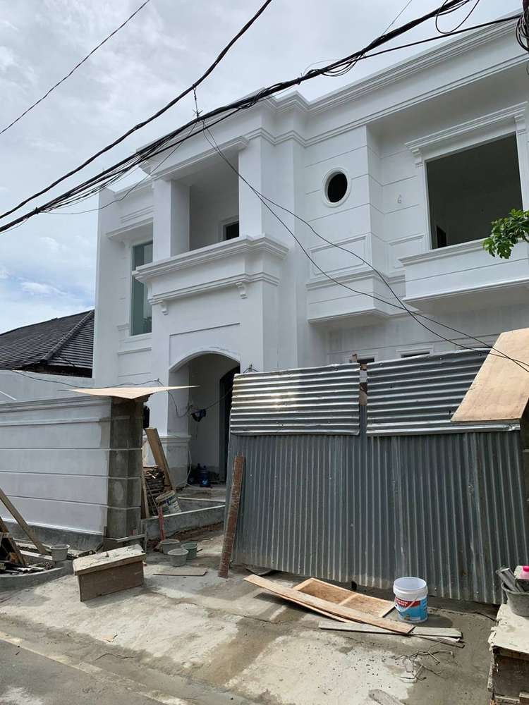 DIJUAL RUMAH MEWAH AMERICAN CLASSIC Cempaka Putih Tengah, JakPus