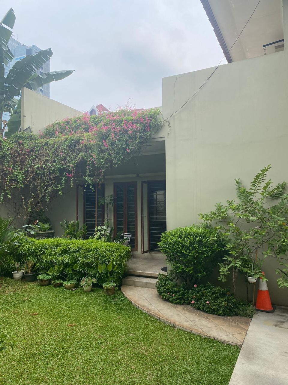 Jual rumah di Cilandak Barat, Jakarta Selatan