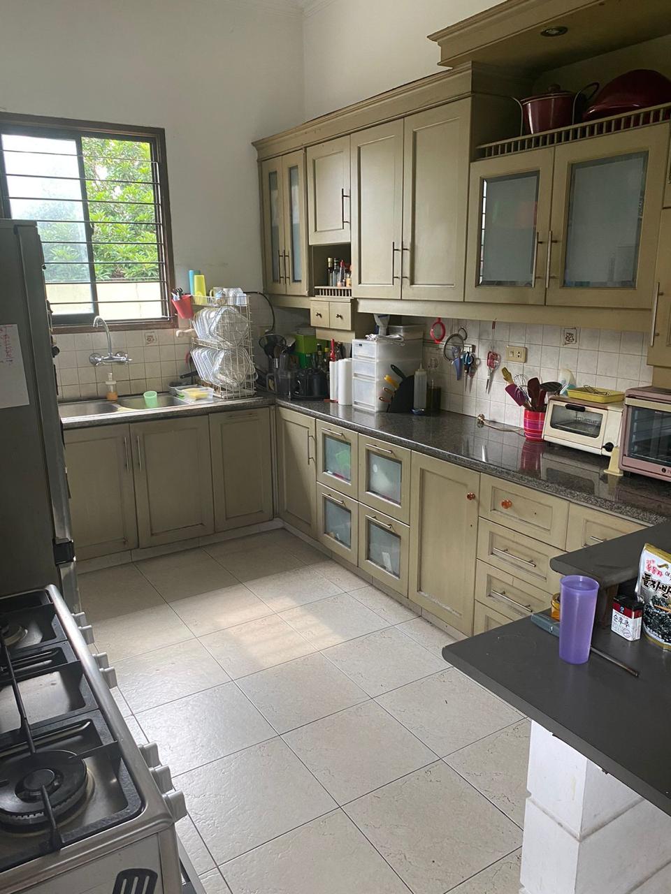 Jual rumah di Cilandak Barat, Jakarta Selatan