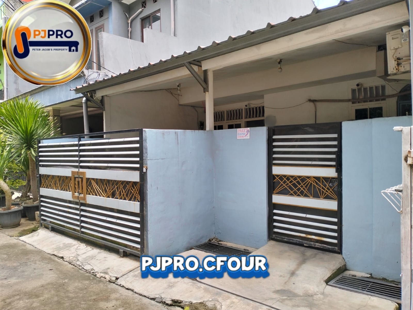 Dijual Rumah dengan Area Bebas Banjir di Villa Indah Permai