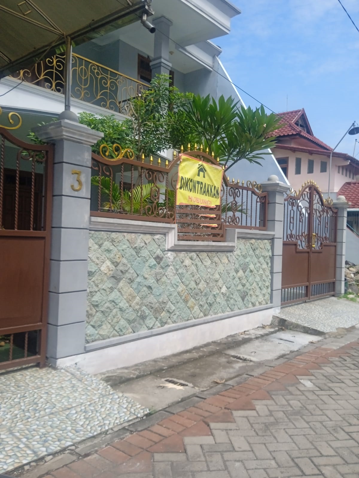 rumah disewakan mojoklanggru surabaya