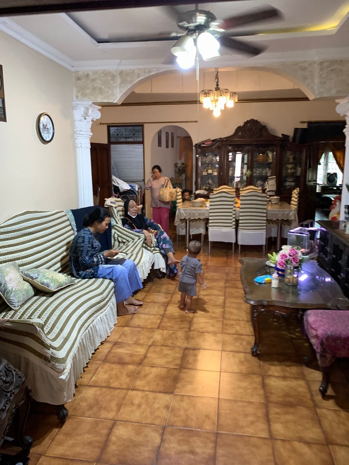 Jual rumah komplek posisi kuldesak di Palmerah, Jakarta Barat