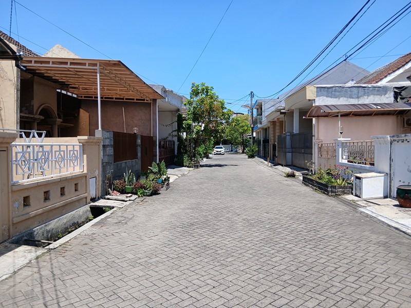 SEWA Rumah Taman Pondok Indah, Wiyung, Surabaya - Hommy & Cosy