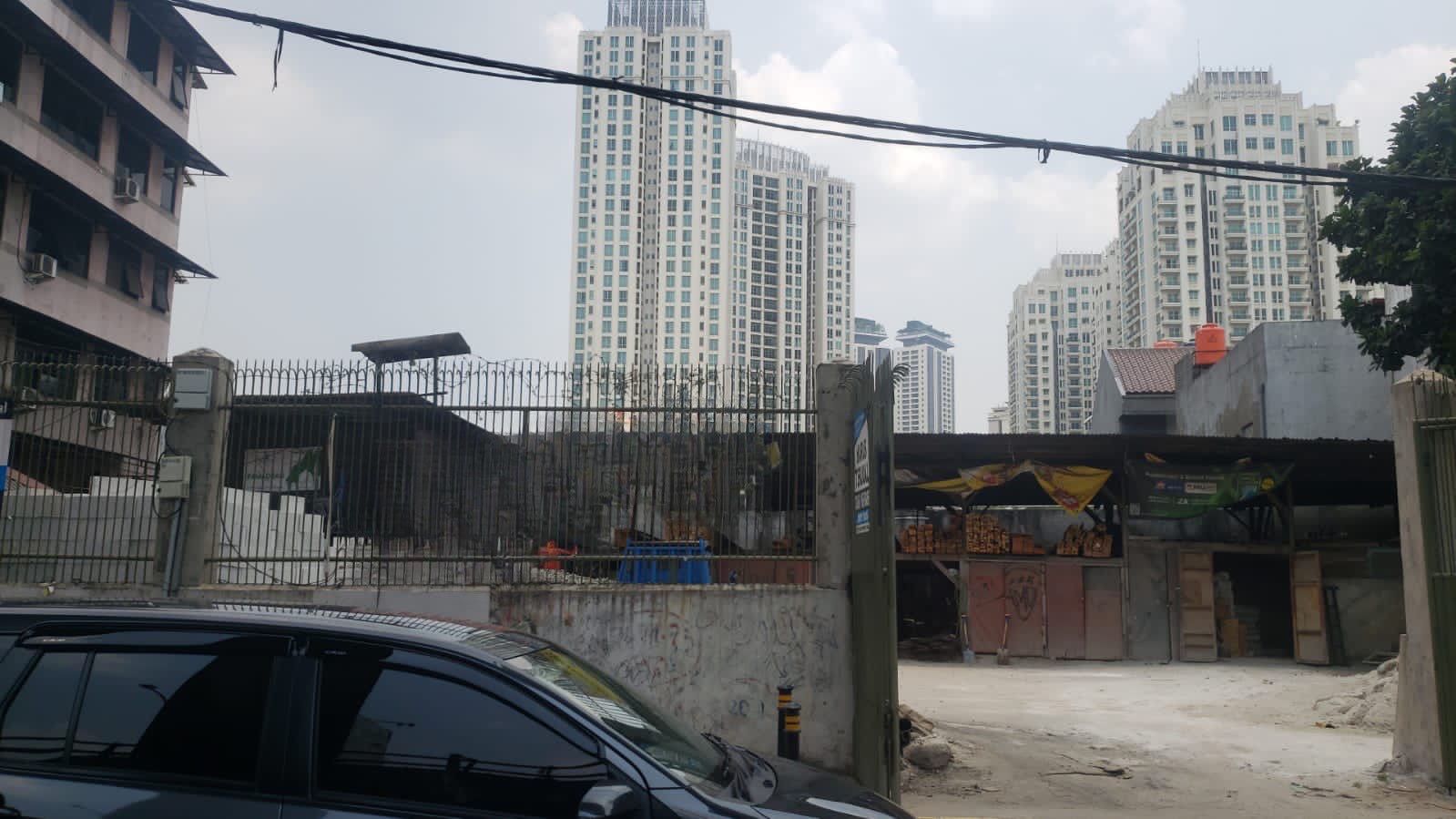 Dijual Cepat 5 unit Ruko Gandeng di Jln. Kebayoran Baru, JakSel