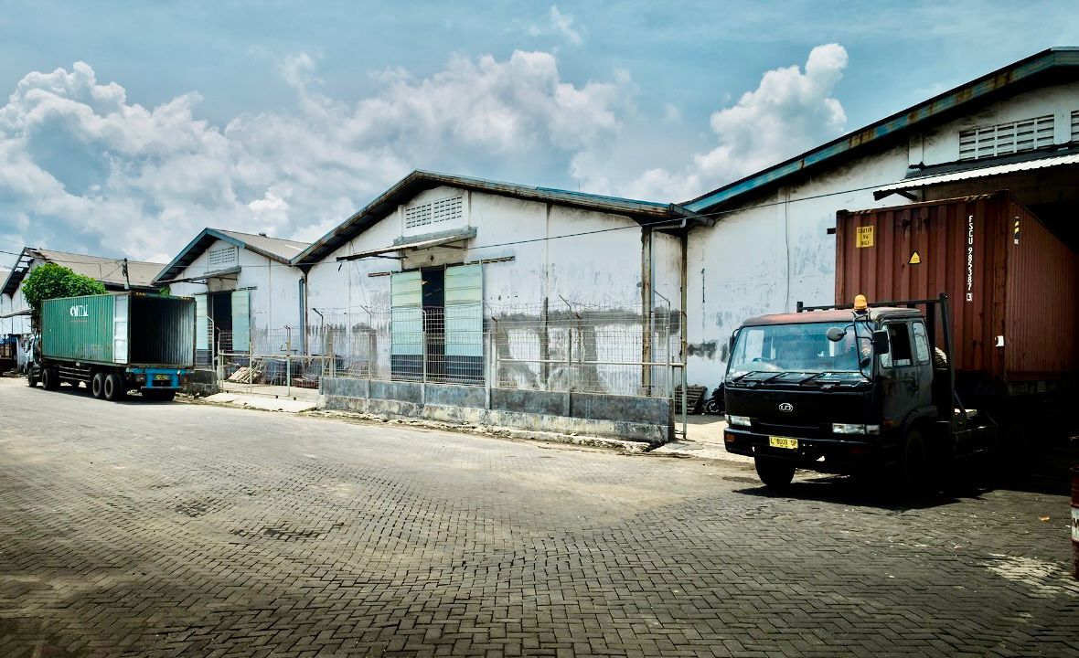 gudang dijual kalianak surabaya