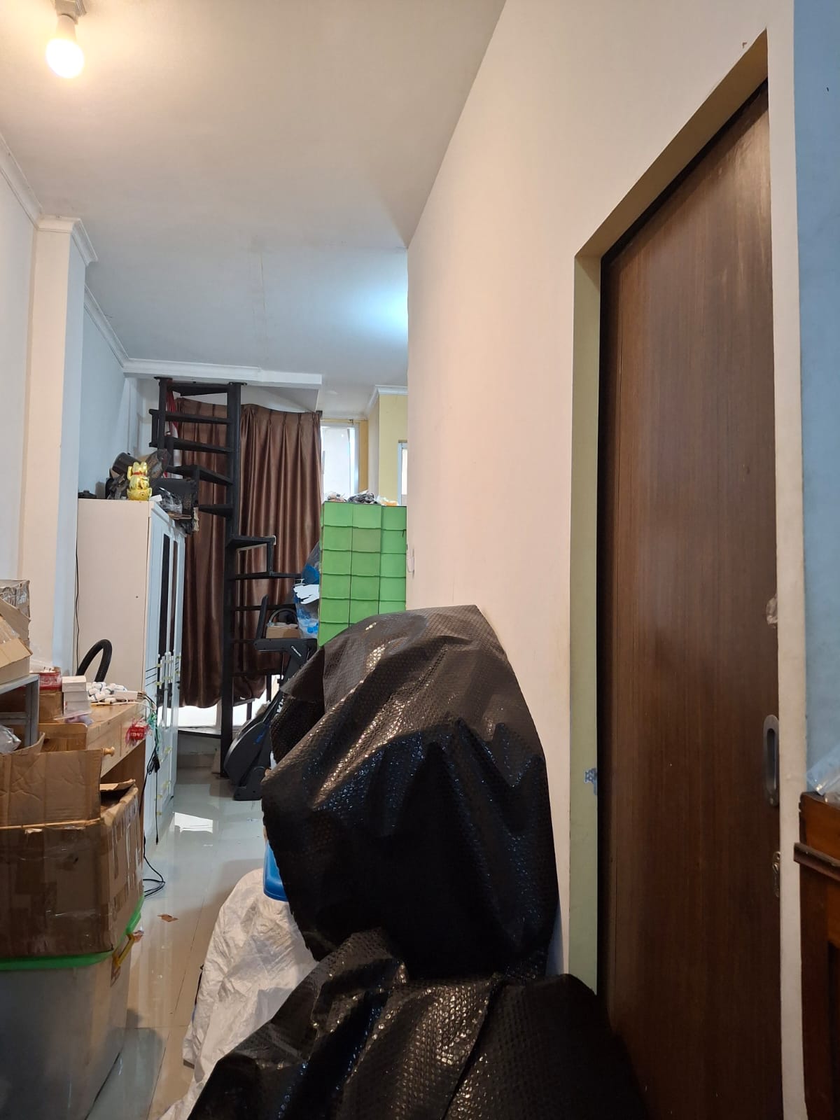 Jual ruko second dan siap huni di Rukan San Milano, Kalideres