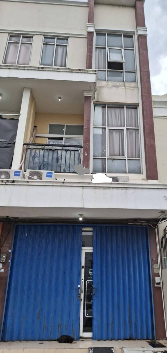 Jual ruko second dan siap huni di Rukan San Milano, Kalideres