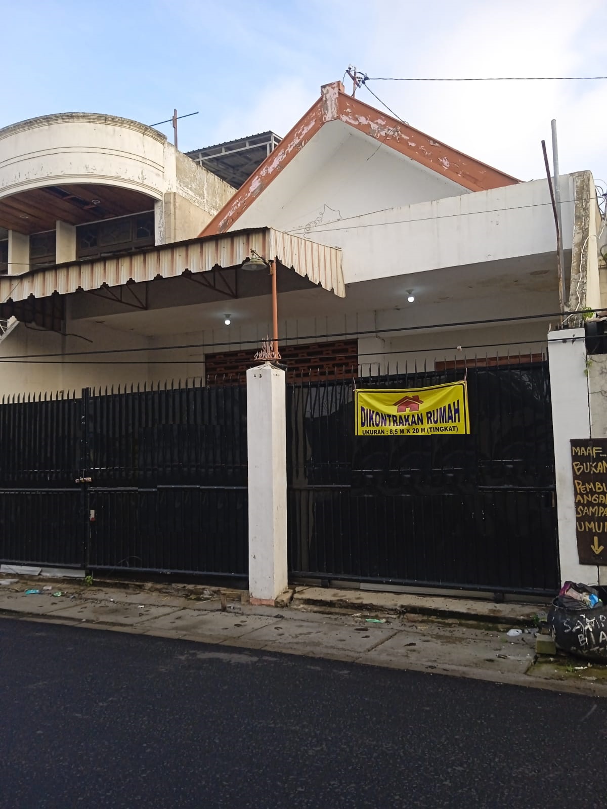 rumah disewakan petemon sidomulyo surabaya