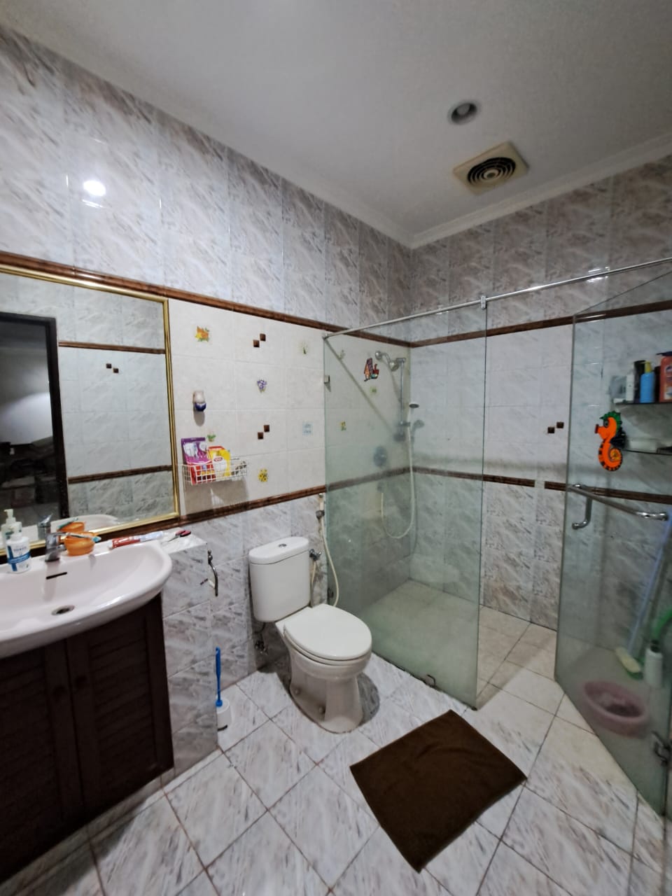 Jual rumah strategis di Komplek Metro Sunter, Papanggo, Jakut