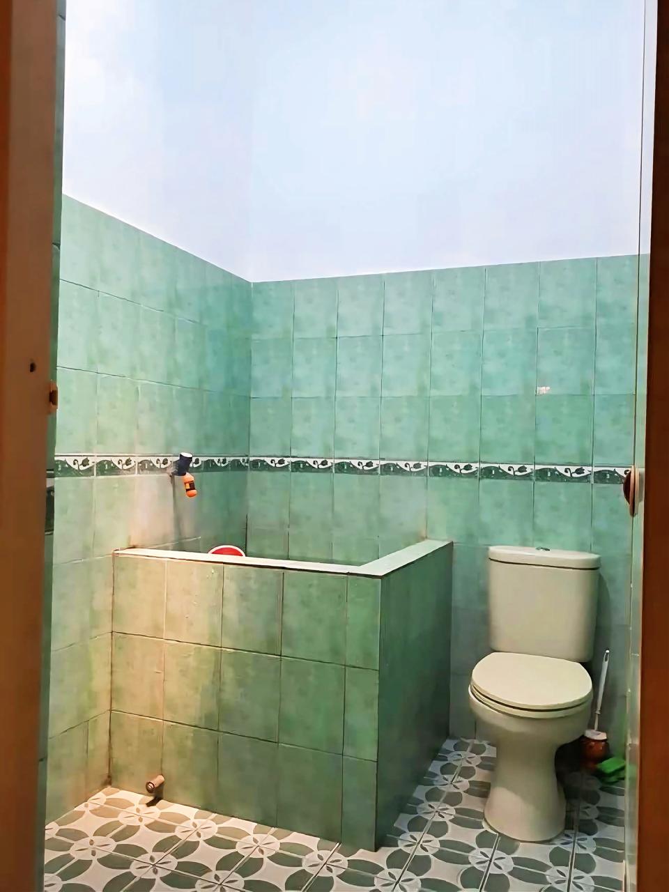 Jual rumah komplek di Kemanggisan dekat Binus, Palmerah, Jakarta