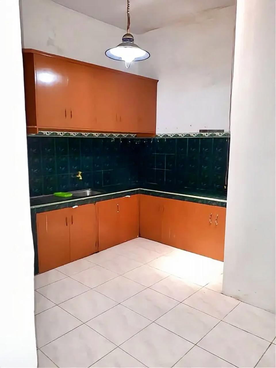 Jual rumah komplek di Kemanggisan dekat Binus, Palmerah, Jakarta