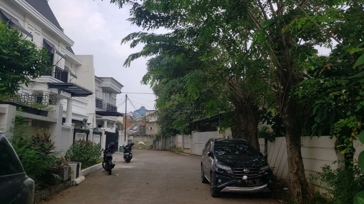 Dijual Rumah Tua di Jl. Buncit Persada,Kalibata, Jakarta Selatan