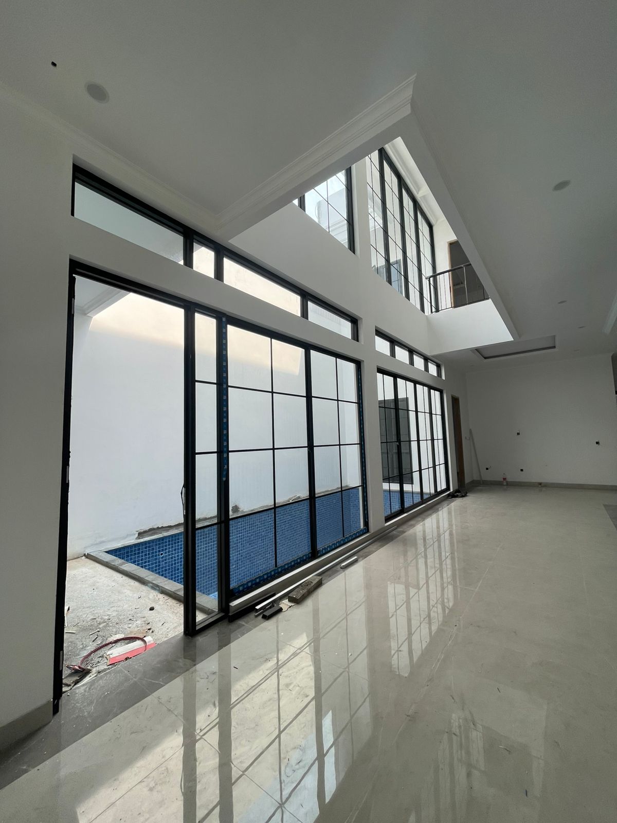 Dijual Rumah di Jl. Elang, Kel. Pesanggrahan, Jakarta Selatan