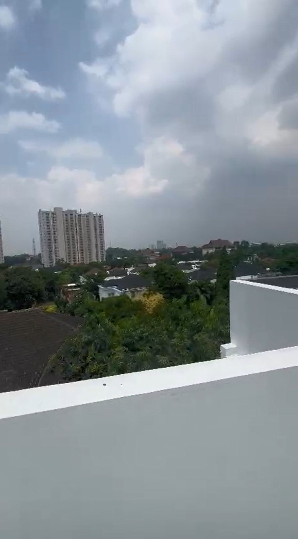 Dijual Rumah di Jl. Elang, Kel. Pesanggrahan, Jakarta Selatan