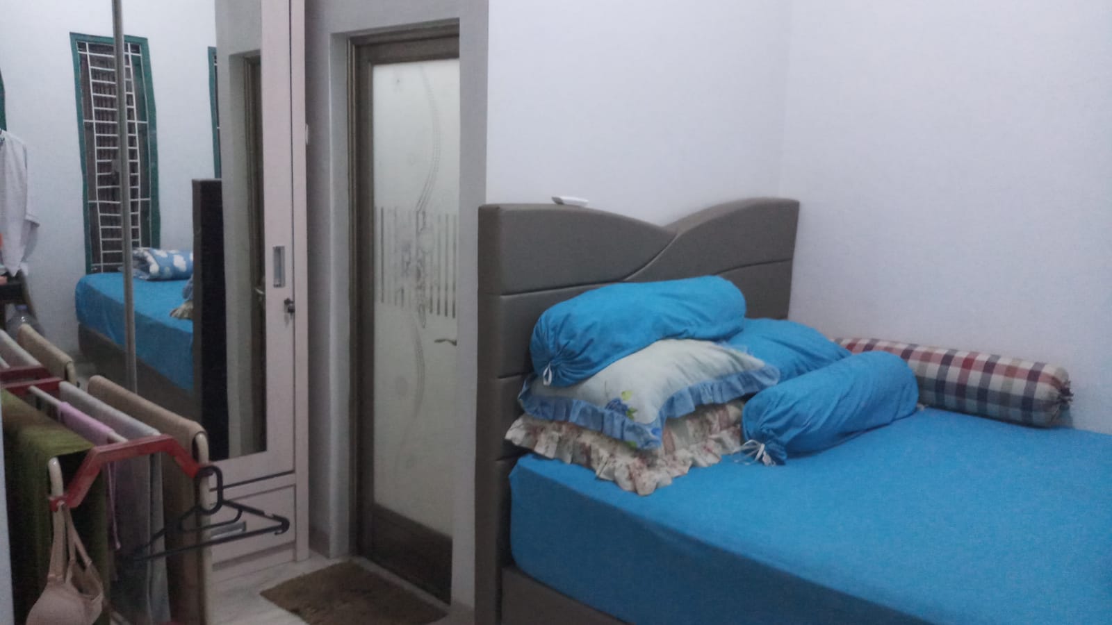 Dijual Rumah 2Lt strategis di wilayah limo Depok