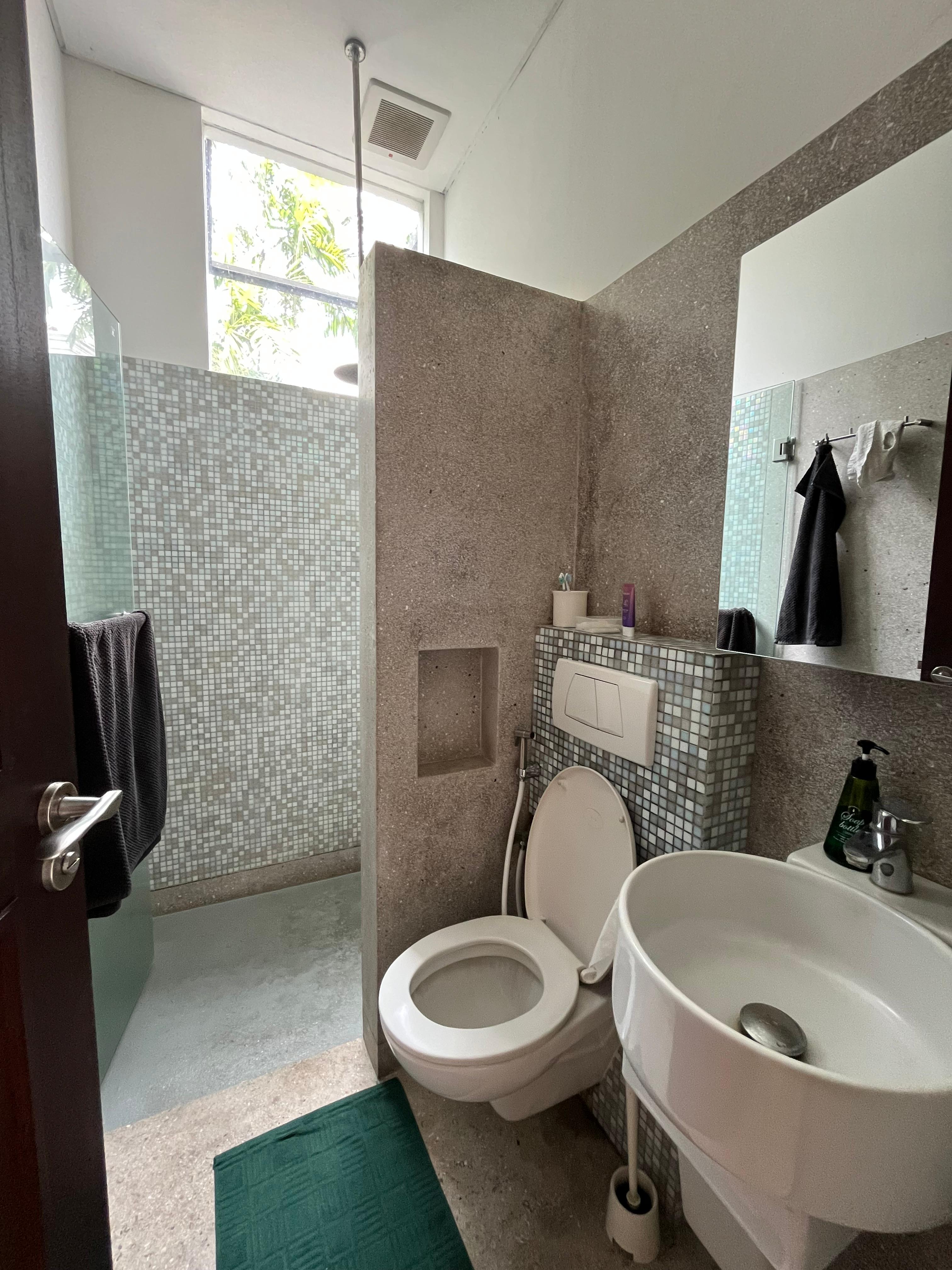 Jual rumah nyaman dan mewah di Pertanian Raya DPRD, Lebak Bulus