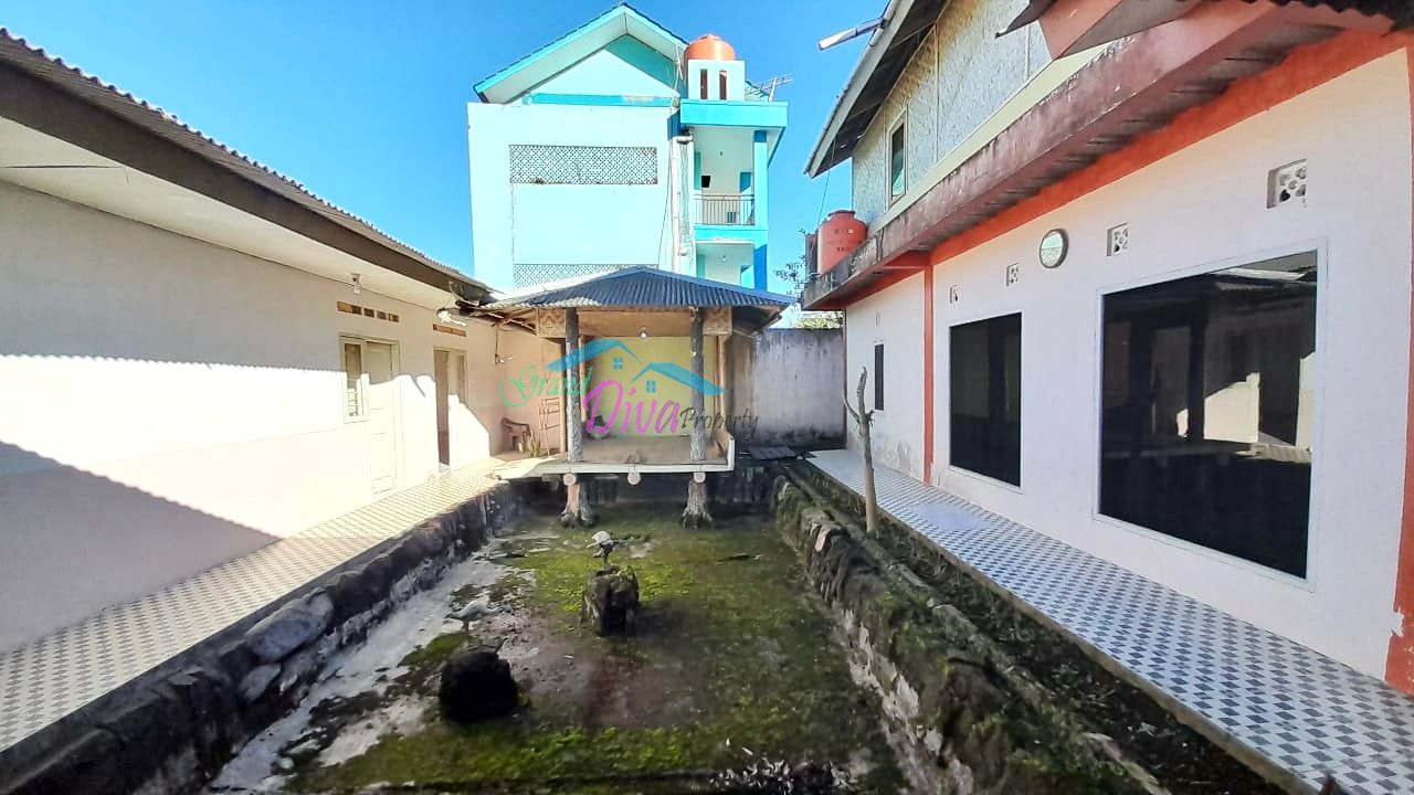 RUMAH SEMI VILLA 8 KAMAR DI PANGALENGAN BANDUNG VIEW KEBUN TEH