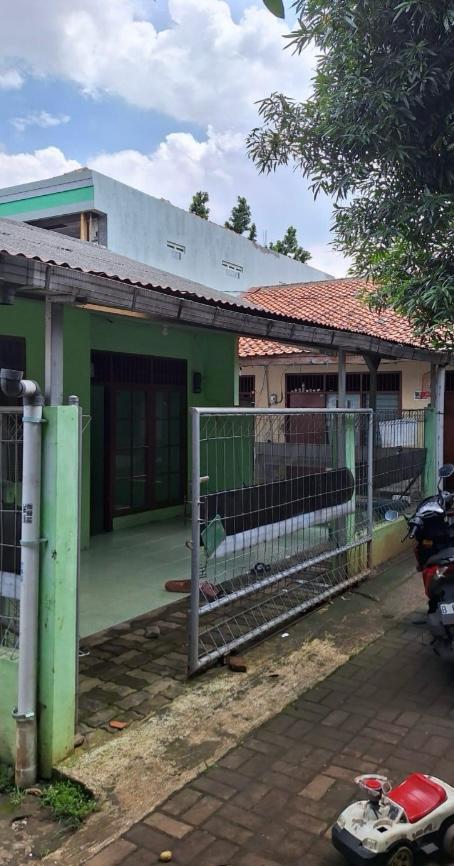 Rumah Cantik Strategis Dijual di Pangkalan Jati, Cinere