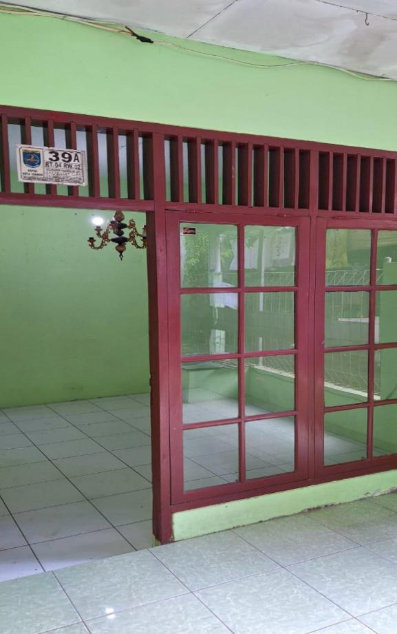 Rumah Cantik Strategis Dijual di Pangkalan Jati, Cinere