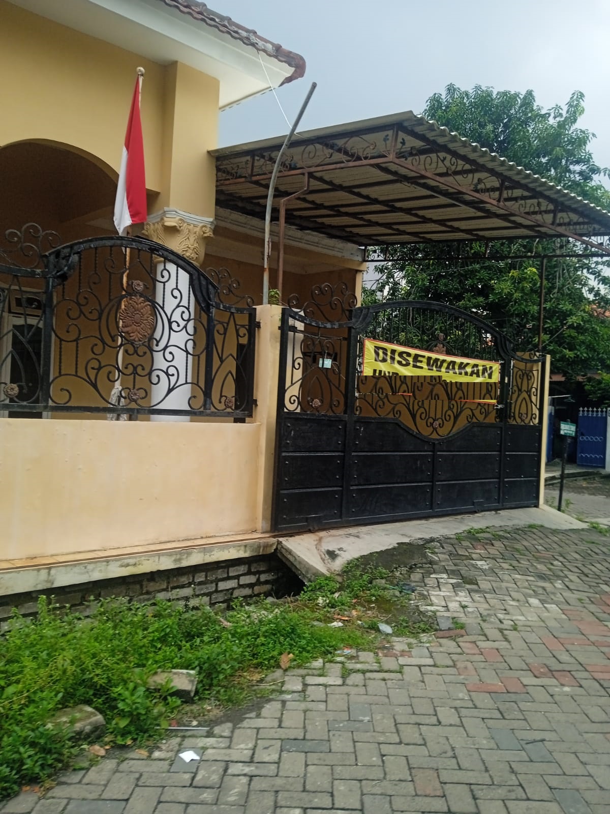 rumah disewakan semolowaru tengah surabaya