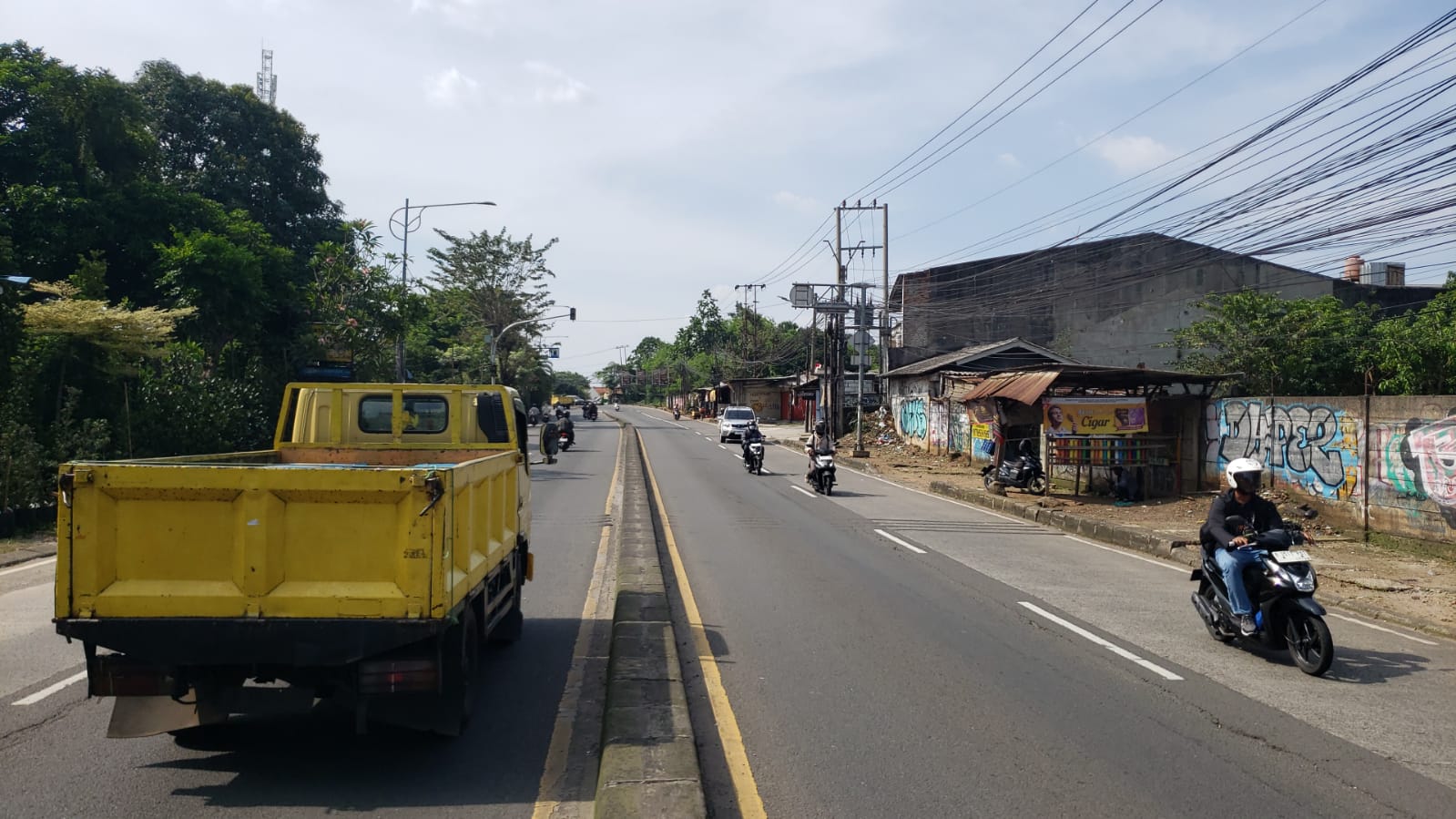 Disewakan Tanah di Jl. Raya Parung, Lebak Wangi, Jawa Barat