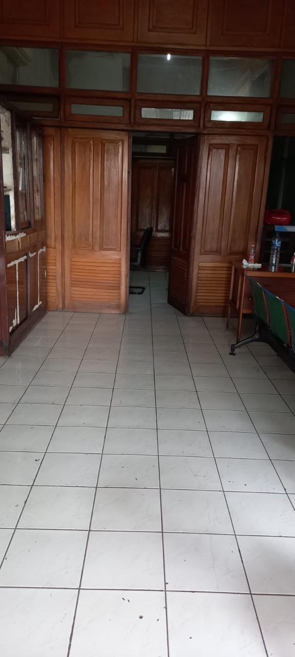 Jual ruko pinggir jalan raya dan siap pakai di Cipulir, Jaksel