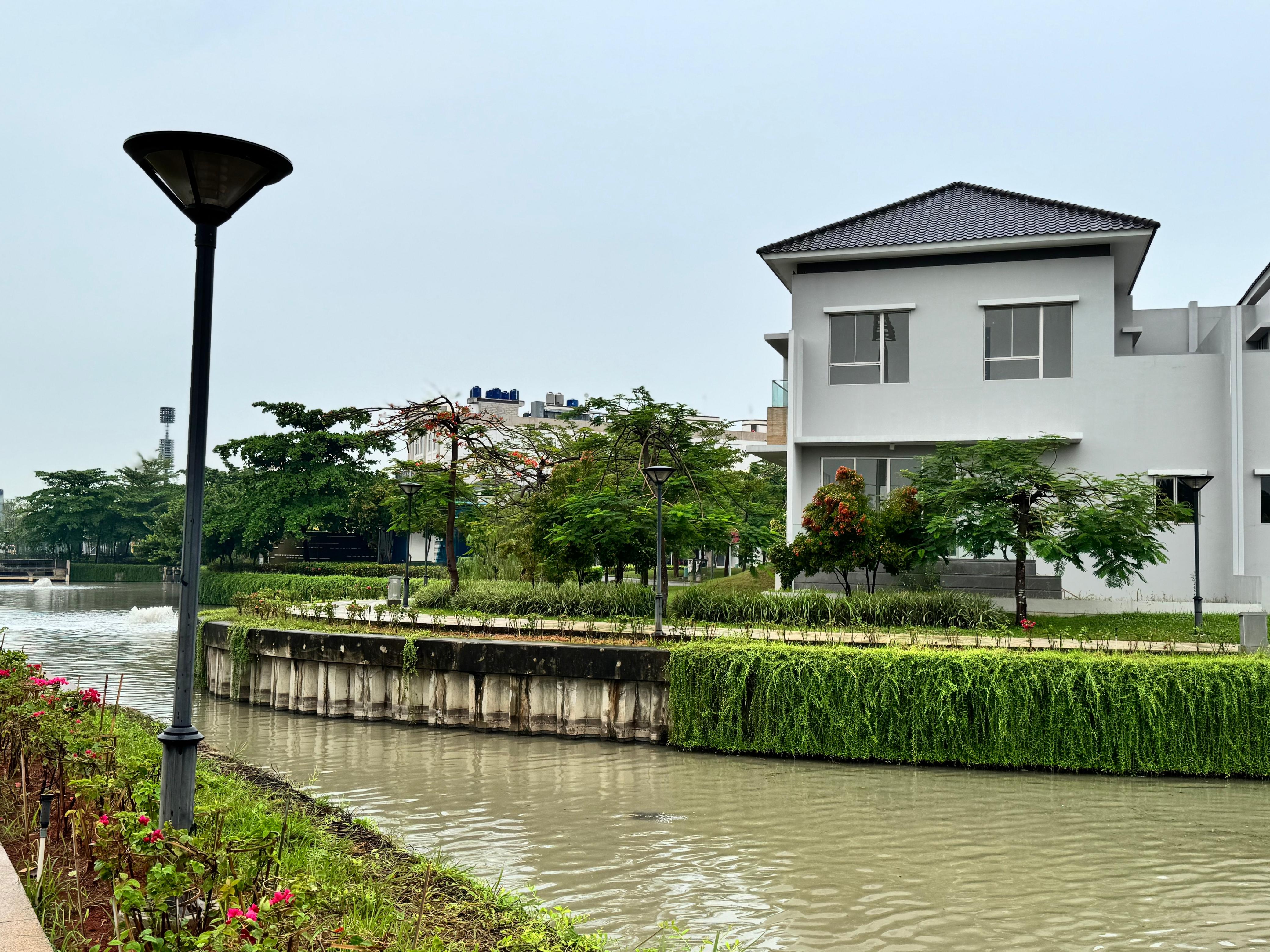 Dijual Rumah Golf Island Cluster The Piano, PIK, Jakarta Utara