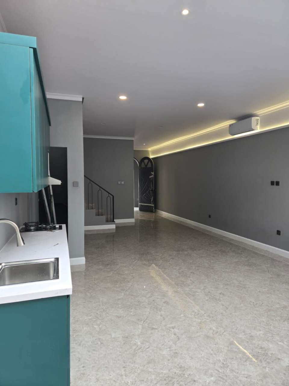 Dijual Rumah Jl.Penyelesaian Tomang,Meruya Utara,Jakarta Barat