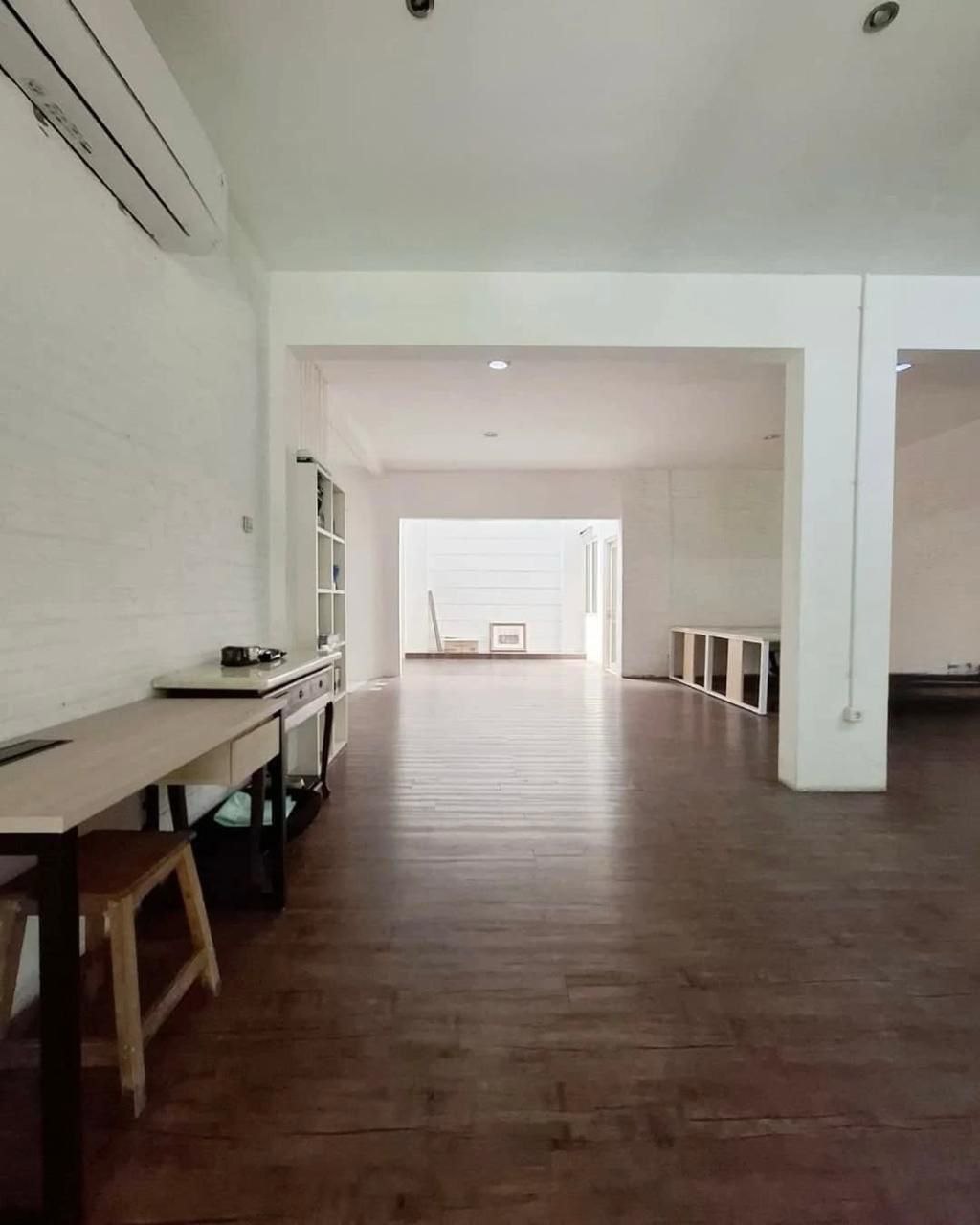 Luxury house di Kebayoran Baru Jakarta Selatan dekat Senayan Cit